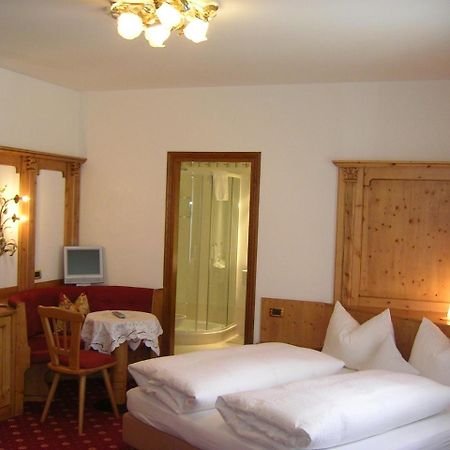 Hotel Garni Royal Arabba Exterior photo