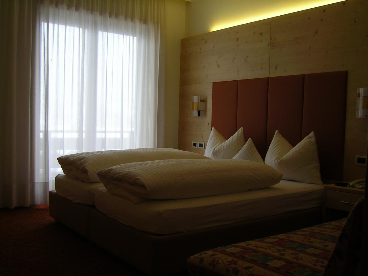 Hotel Garni Royal Arabba Exterior photo