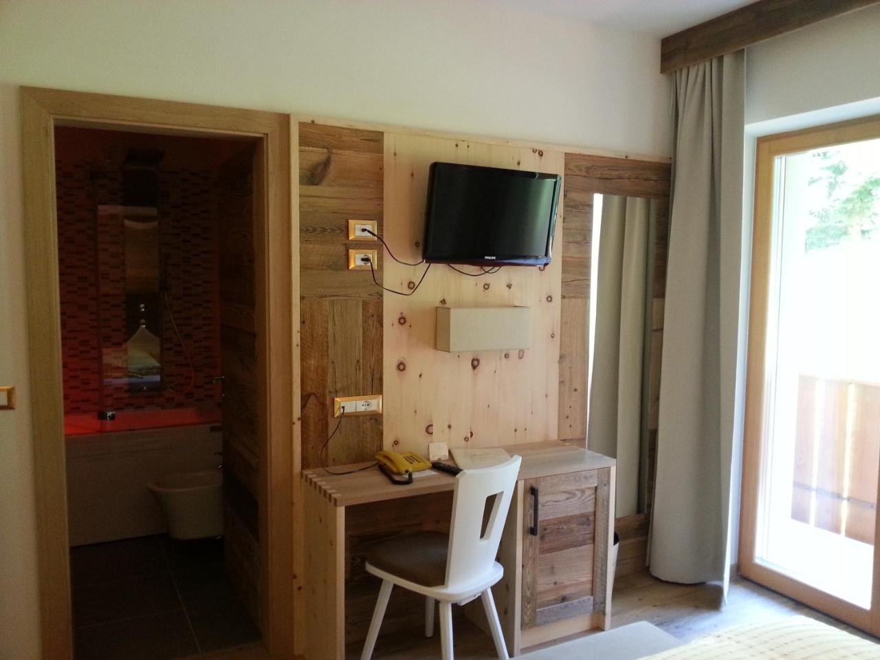 Hotel Garni Royal Arabba Exterior photo